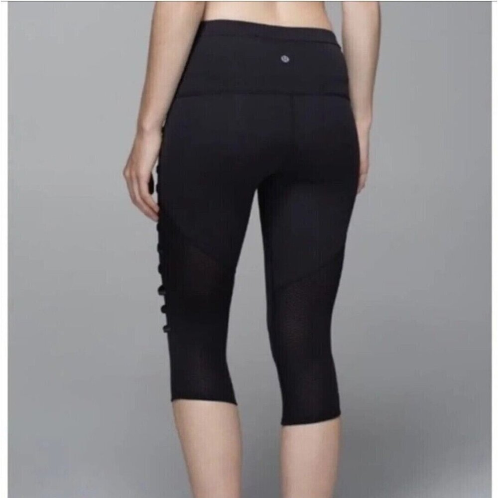 Lululemon Breezy Dot Mesh Cropped Legging Black 17" Size 8 GUC